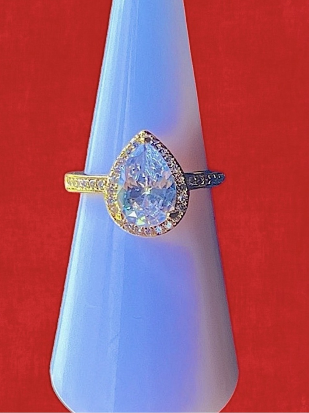 NWT! Gold Solitaire Ring Wedding Engagement Ring size 6 - Picture 2 of 5